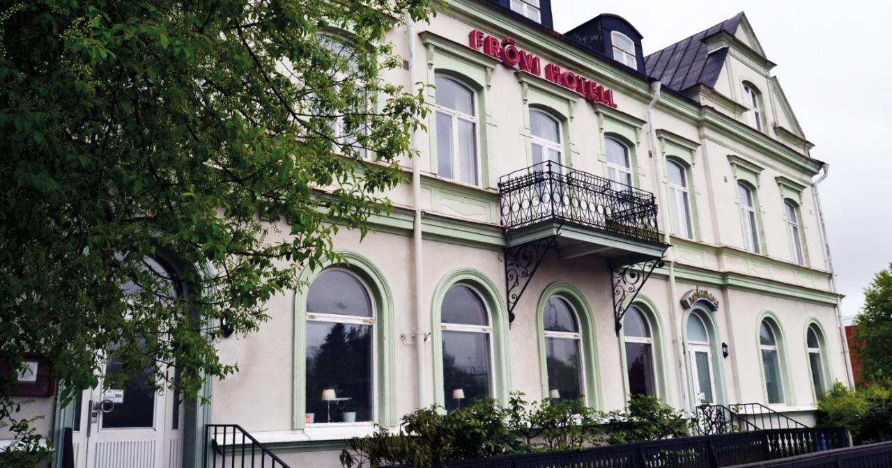 Froevi Hotell Frovi Buitenkant foto