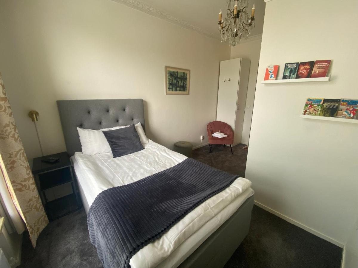 Froevi Hotell Frovi Buitenkant foto