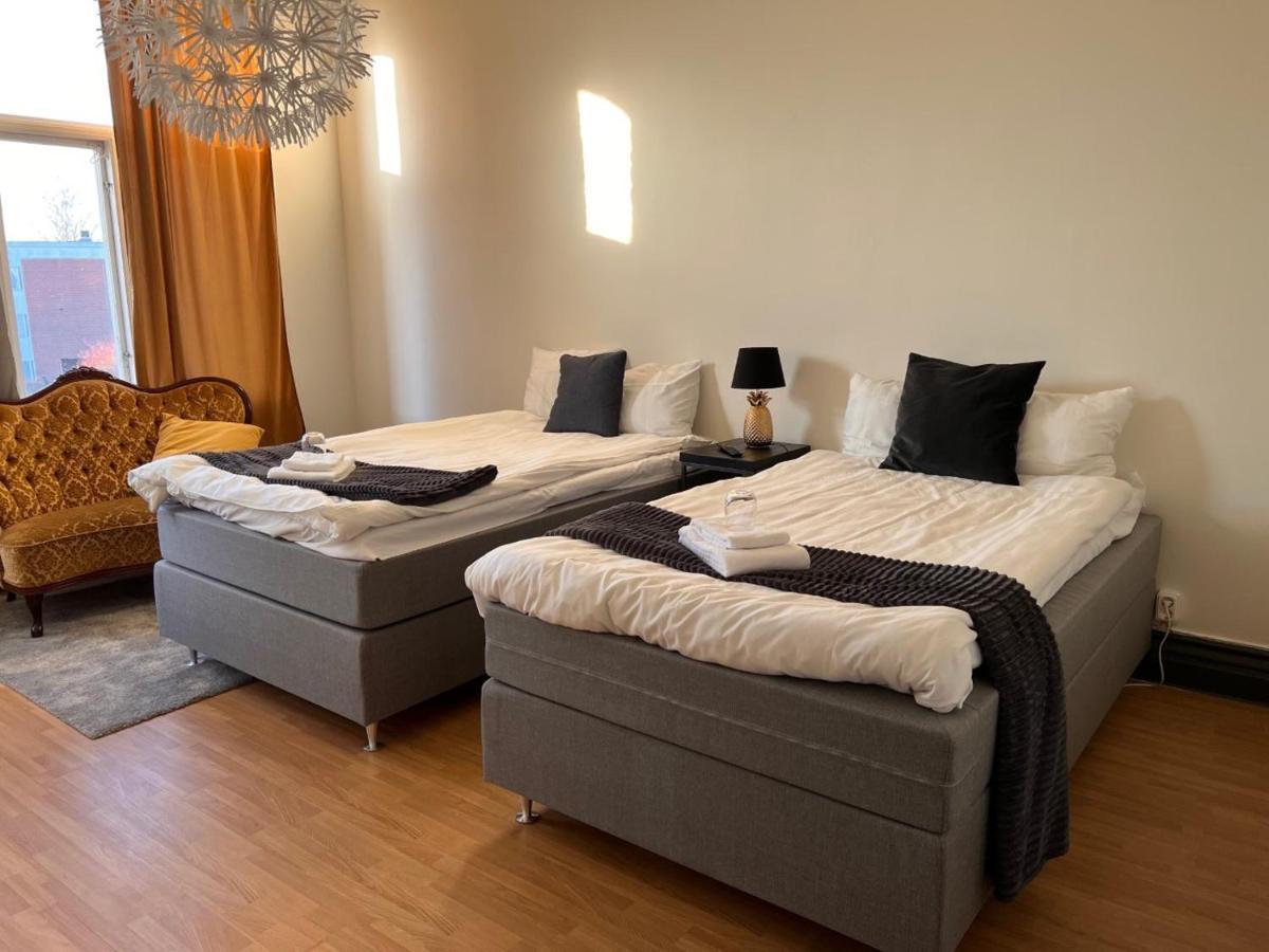 Froevi Hotell Frovi Buitenkant foto